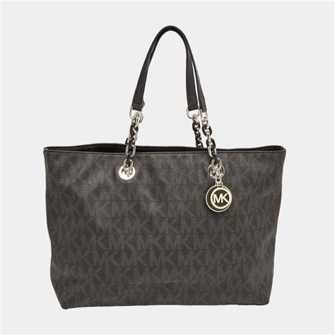 michael kors cynthia large tote black
